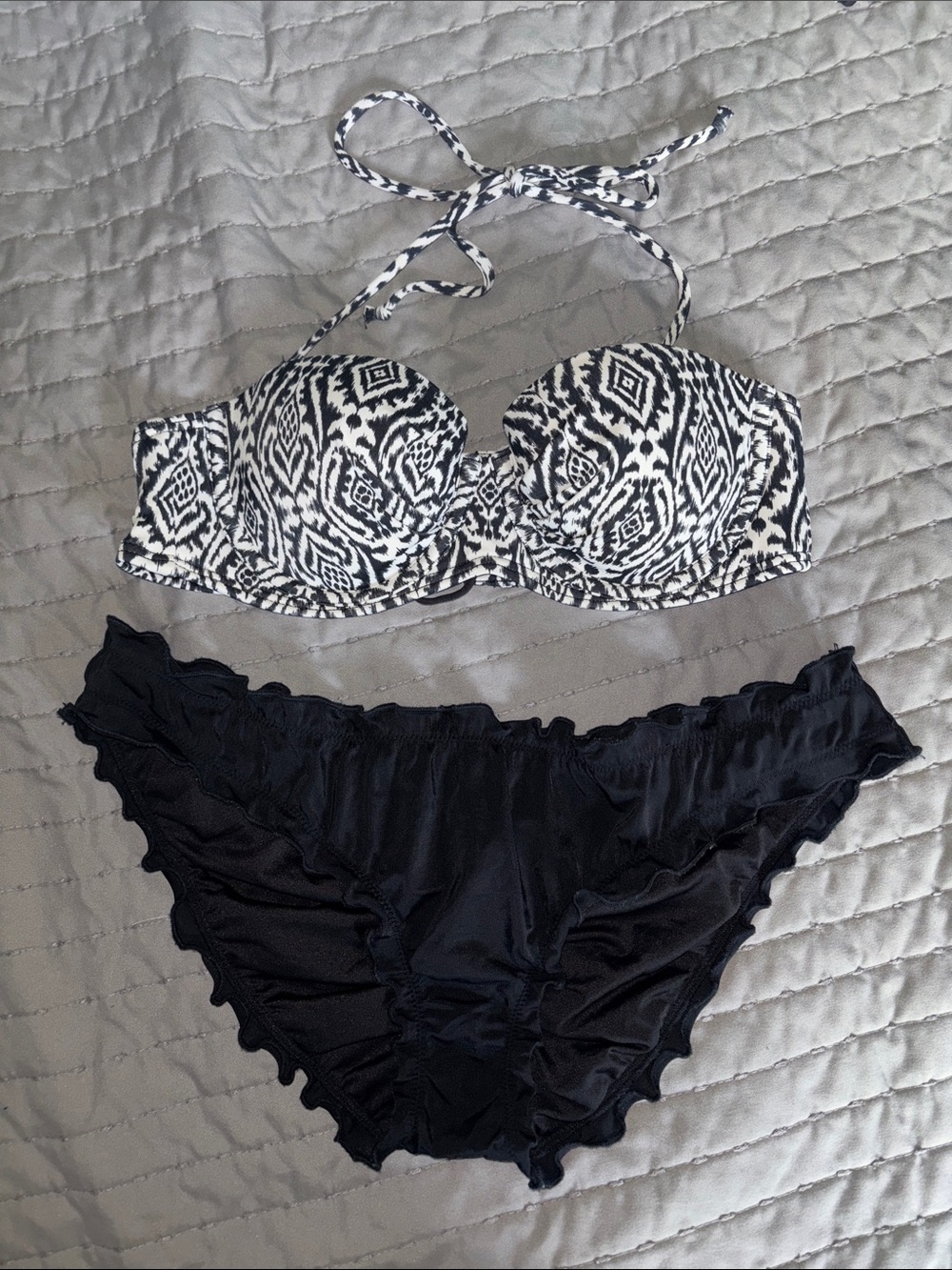 Black & White Bandeau Bikini Set — Women Intimates & Swim